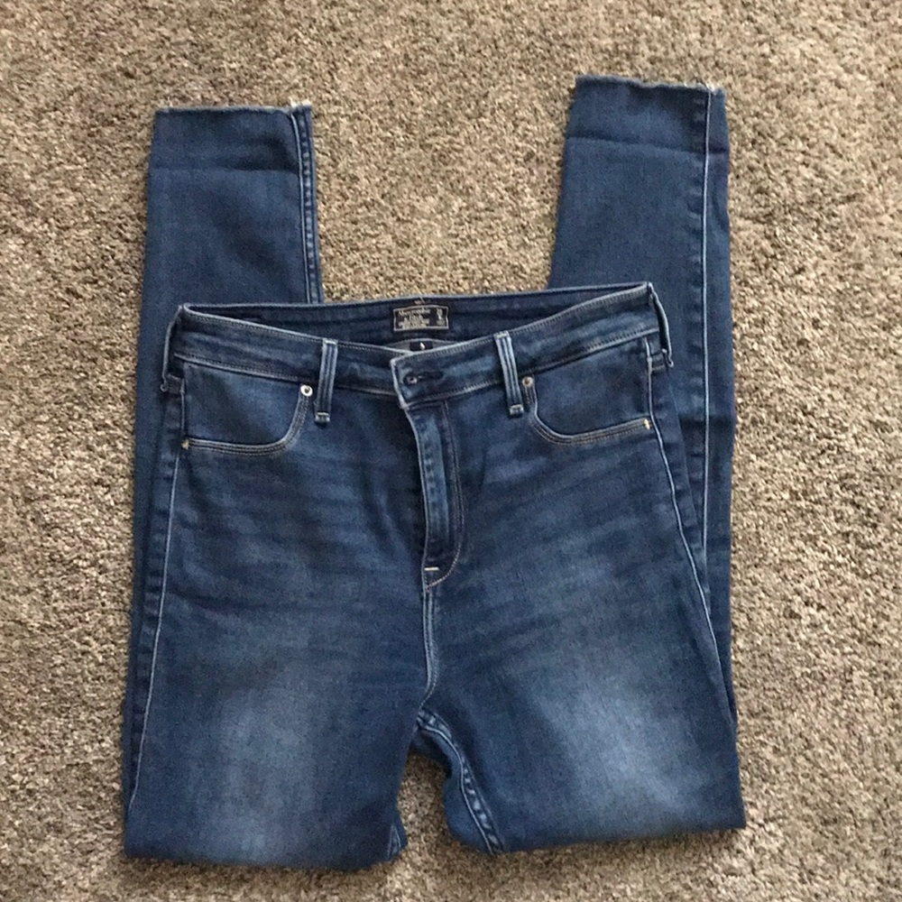 A&F Simone High Rise Jean Leggings